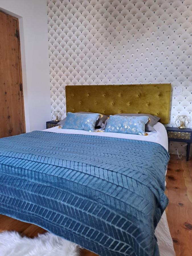 Le Grenier Des Moineaux Bed and Breakfast Font Romeu Exterior foto