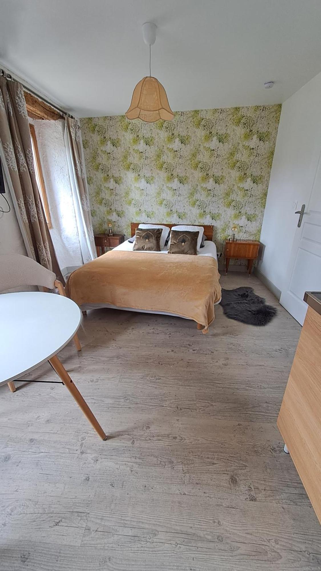 Le Grenier Des Moineaux Bed and Breakfast Font Romeu Exterior foto