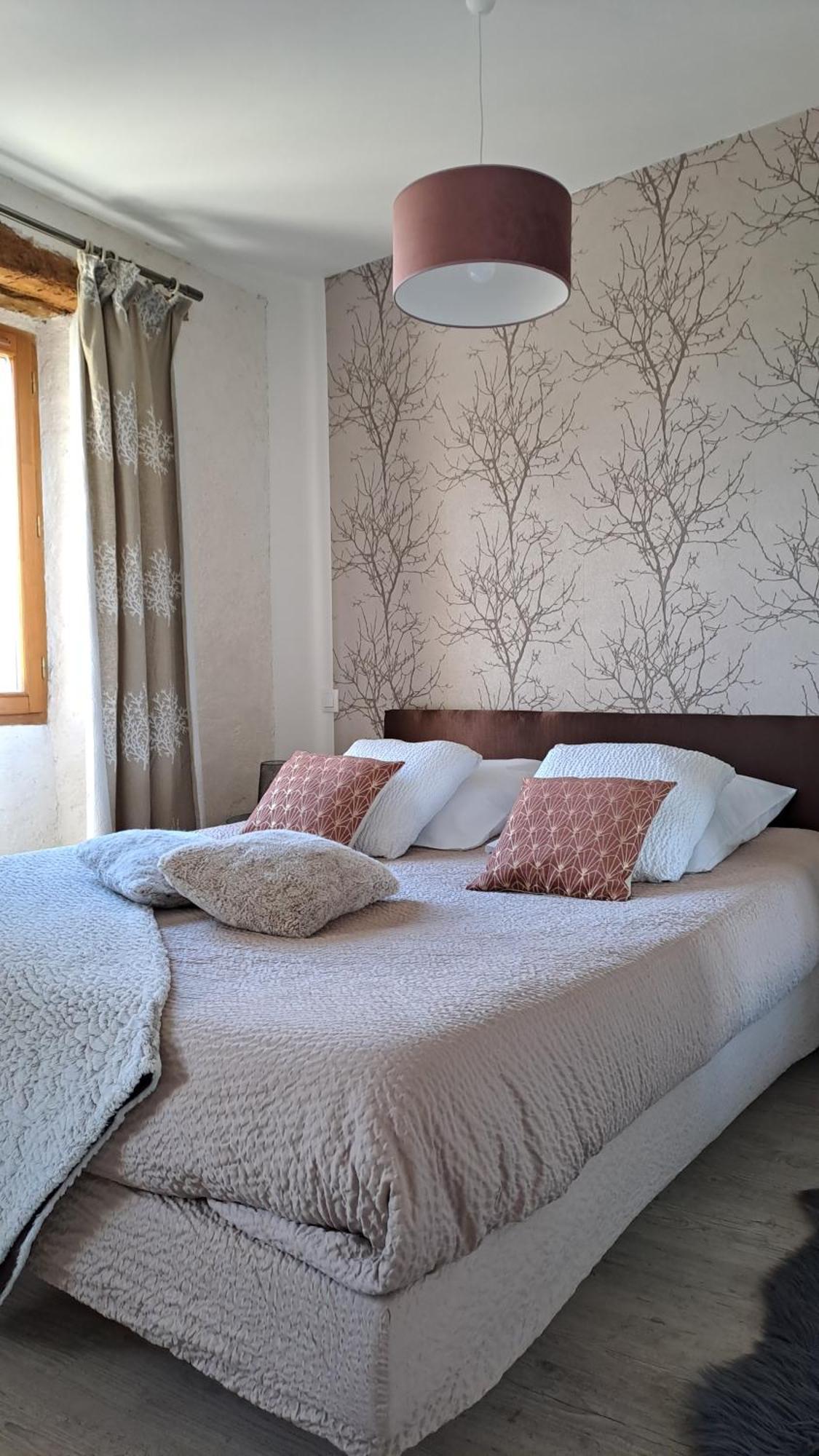 Le Grenier Des Moineaux Bed and Breakfast Font Romeu Habitación foto